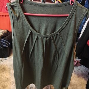 Women's Sleeveless Green Top